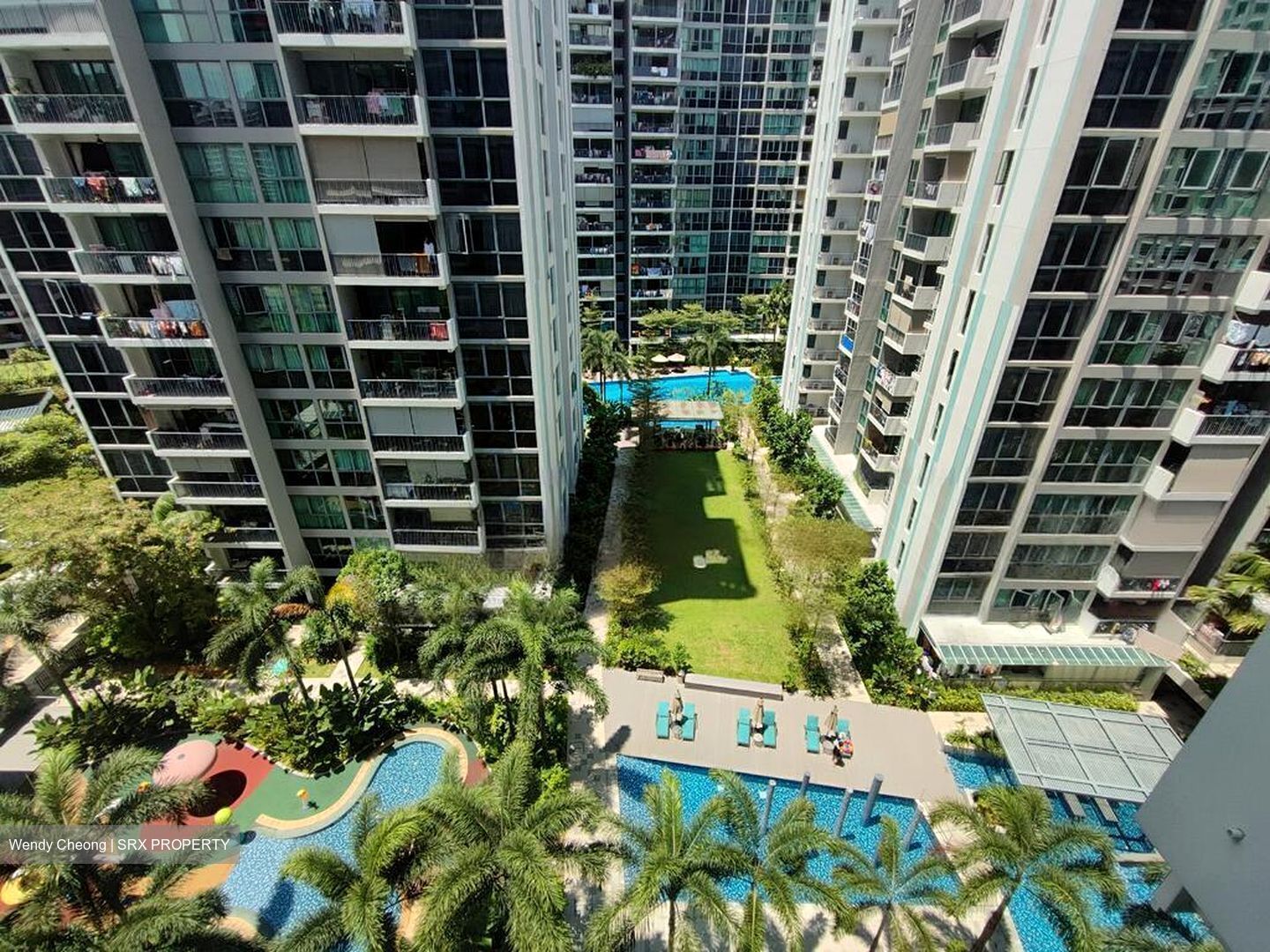 Esparina Residences (D19), Condominium #468491271
